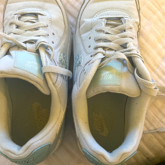 Women’s Air Max 90s - Size 8.5 - Picture 6 of 6